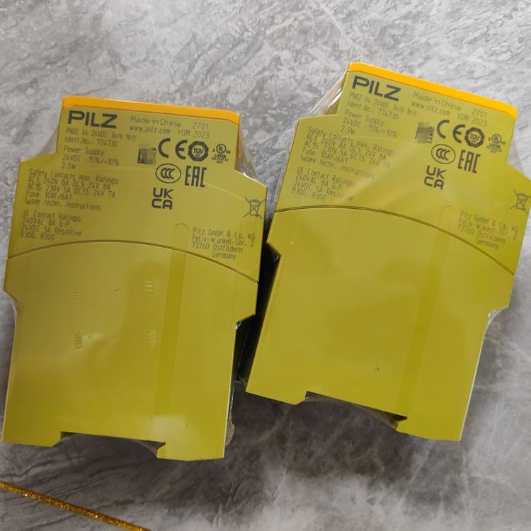 PILZ皮尔兹 32kB内存卡 779211 PNOZmulti Chipcard 1 piece