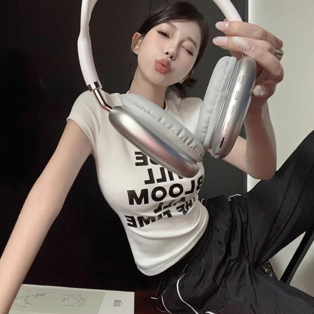 Camiseta blanca de manga corta con letras femeninas imprimidas camiseta de fondo de verano nicho caliente delgado y delgado camiseta de hombro comercio exterior