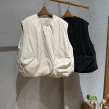2025冬季季新款女圆领日系马甲坎肩休闲款羽绒服女外套