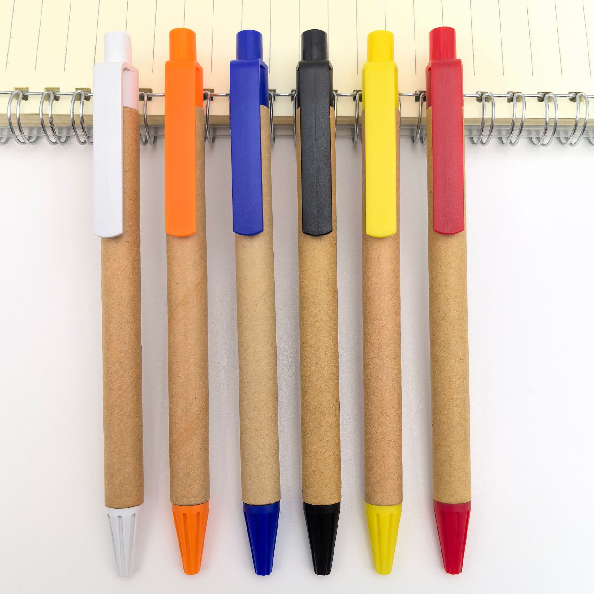 Presione bolígrafo de papel kraft verde bolígrafo simple bolígrafo de tubo de papel al por mayor bolígrafo verde se puede imprimir logotipo