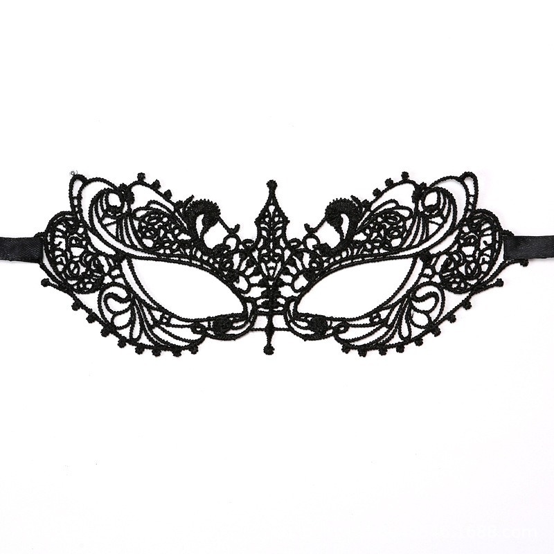 작은 뾰족한 머리