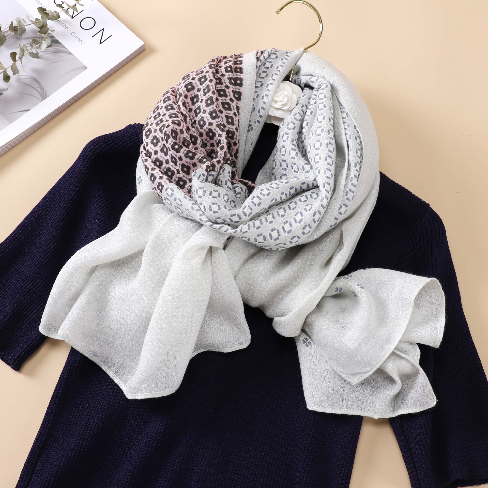 Women's Fashion Square Imitation Cotton And Linen Printing Pashmina Scarves display picture 2