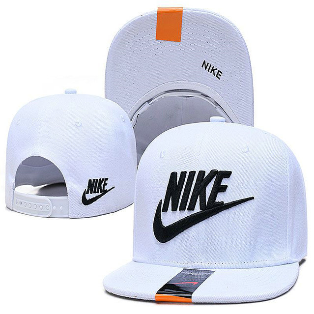 Letras transfronterizas bordadas sombreros de lengua de pato con parte superior suave primavera y verano sombreros de protección solar estudiantes parejas de béisbol versátiles nuevos