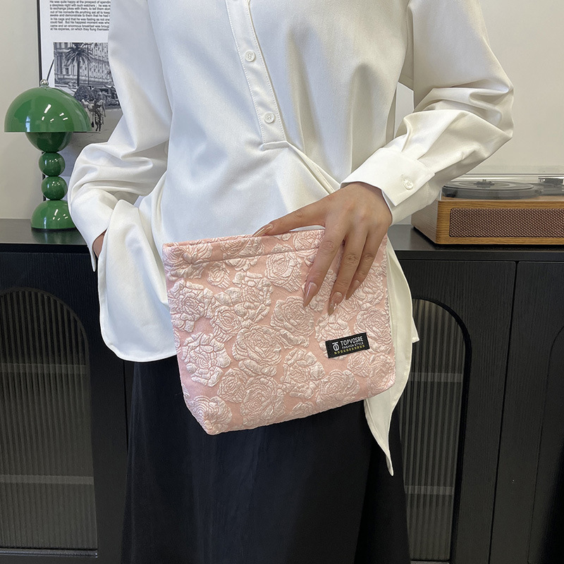 Nicho de diseño floral nueva bolsa de maquillaje portátil de nylon ligero de gran capacidad bolsa de almacenamiento de lavado de viaje