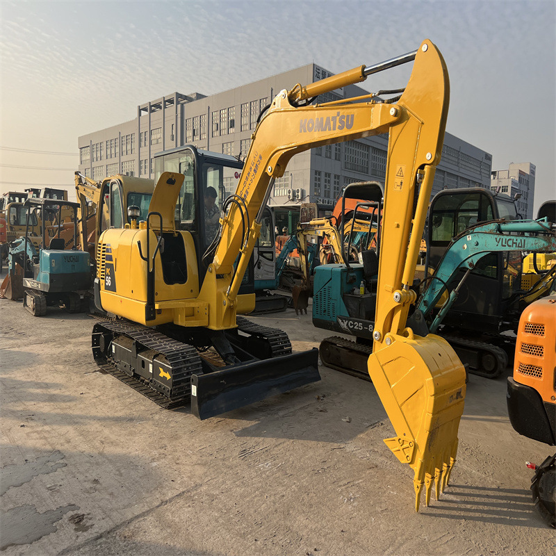 Exportación en el extranjero de alta calidad de segunda mano Komatsu PC56 - 7 220 - 8 excavadora stock suficiente garantía de calidad
