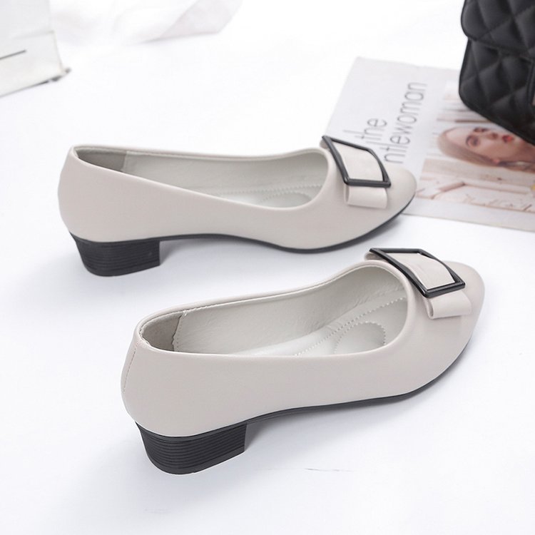 Women's Basic Solid Color Point Toe Flats display picture 9