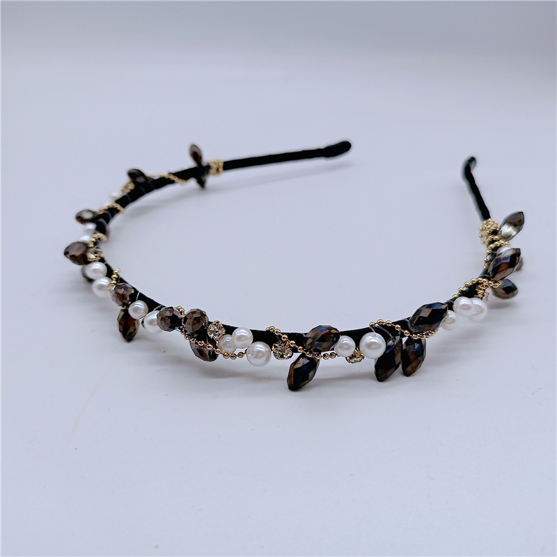 Women's Simple Style Geometric Artificial Pearl Hair Band display picture 11