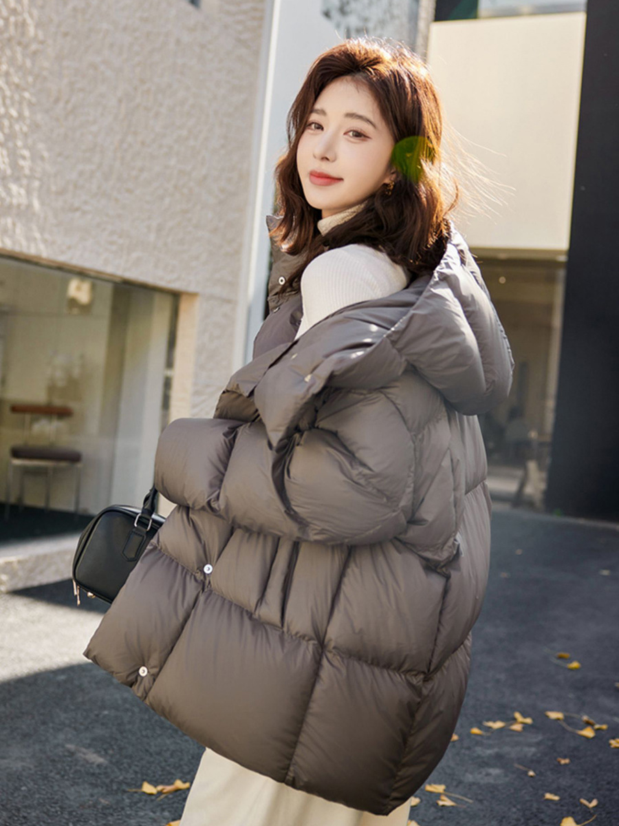 Fashionable down jacket