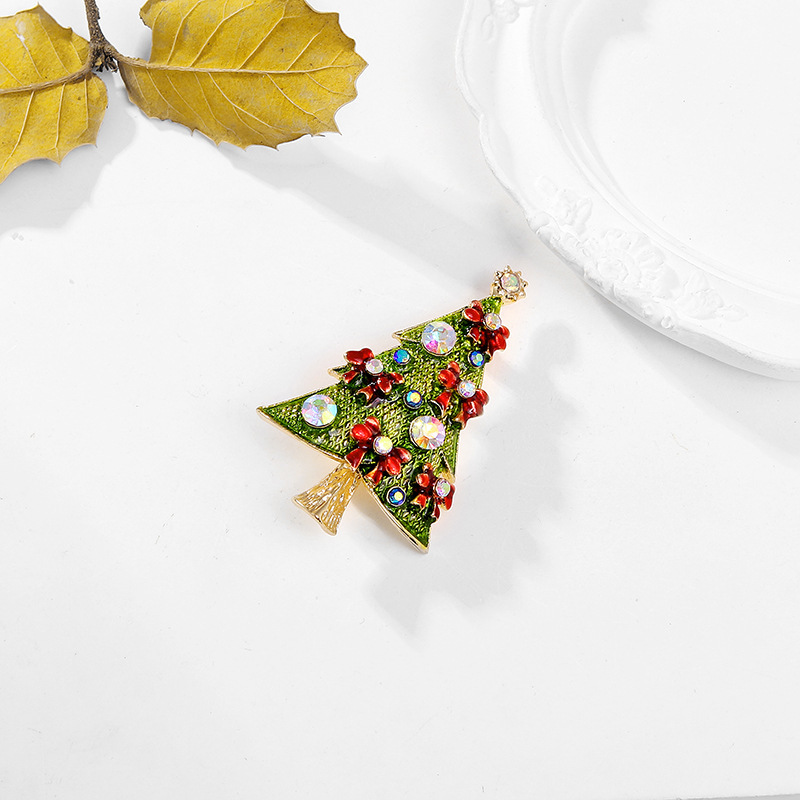 Enamel, Plating, Inlay Design Sweet Pin Christmas Tree Alloy Enamel Plating Inlay Rhinestones Unisex Brooches