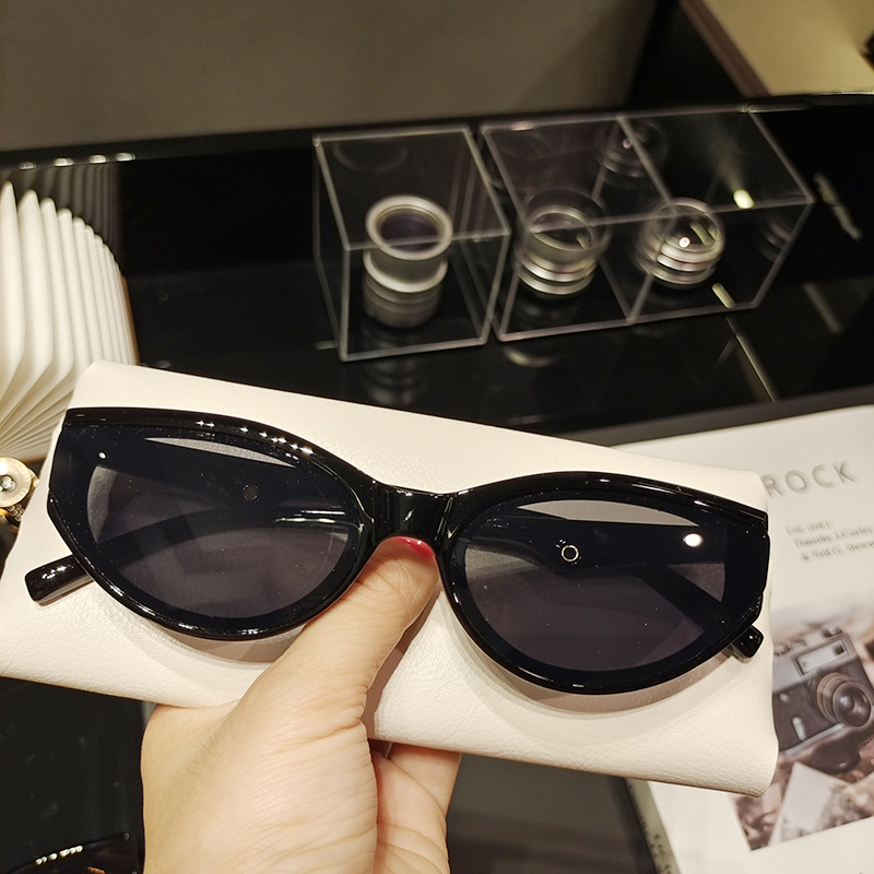 2021 new cat eye sunglasses European and American crossborder small frame retro sunglasses trendy glassespicture3