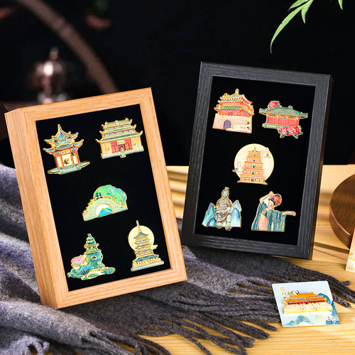 Chinese-style Shanghai cultural and creative commemorative metal badge pendant Oriental Pearl, Jing'an Temple, World Expo Museum, Bund badge