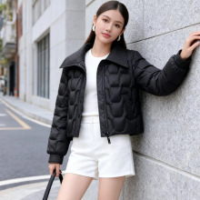 专柜冬季2025新款年轻款女装羽绒服时尚气质百搭保暖白鸭绒外套女