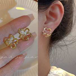 新款不规则花朵简约百搭耳夹气质小众设计感无耳洞耳饰女