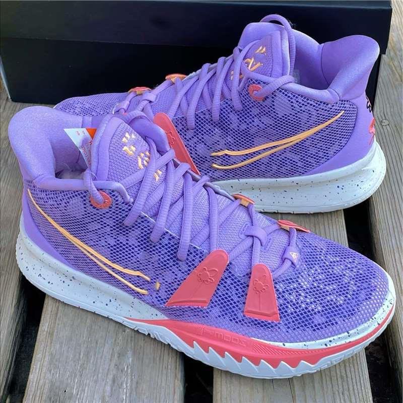 Putian shoes high-quality Kyrie 7 practical basketball shoes breathable cushioning wear-resistant anti-twist Irving 7 lavender sports Putian shoes high-quality Kyrie 7 practical basketball shoes breathable cushioning wear-resistant anti-twist Irving 7 lavender sports