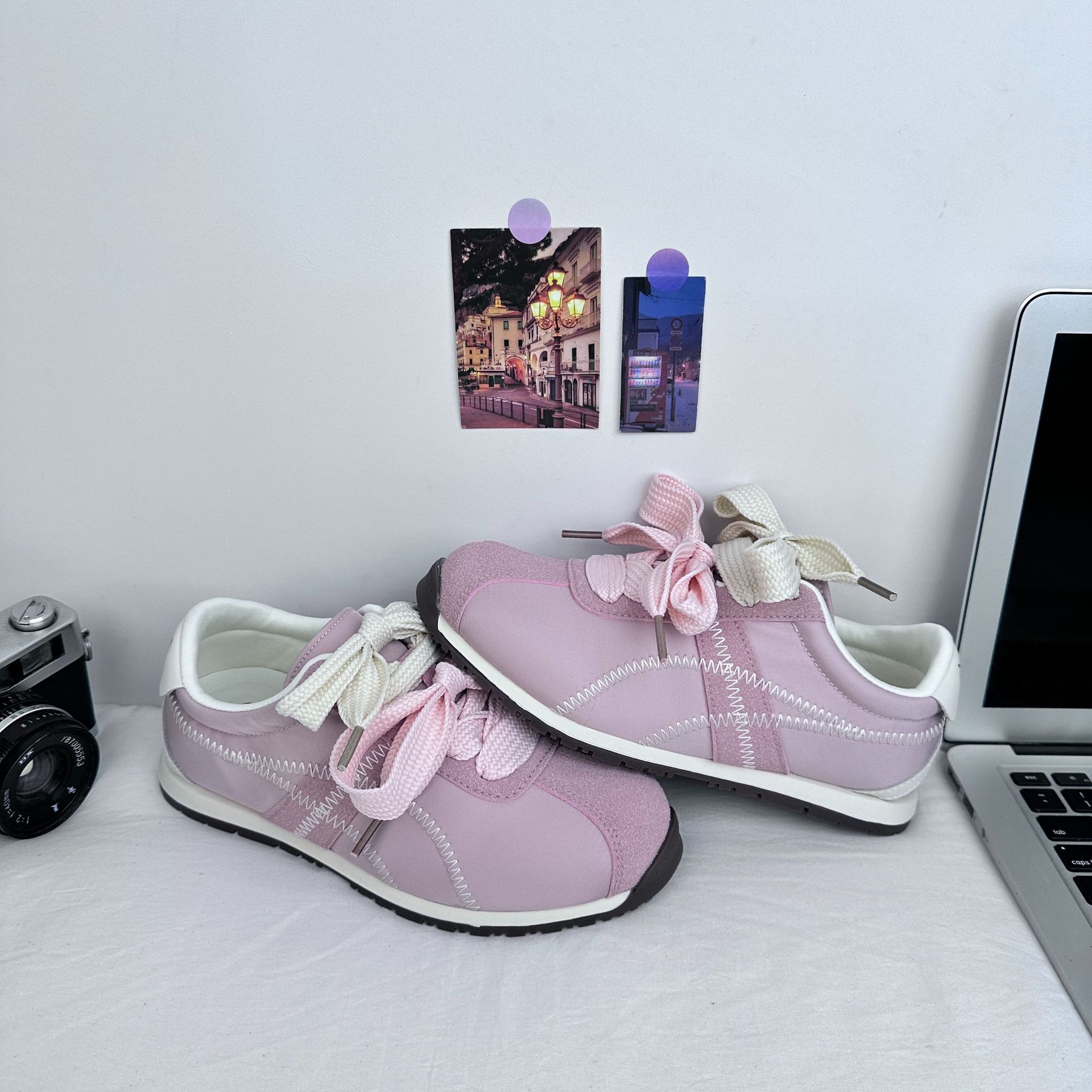 Zapatos coreanos A-Gam para mujeres de alta altura zapatos de entrenamiento de primavera 2025 moda retro zapatos casuales versátiles A9879