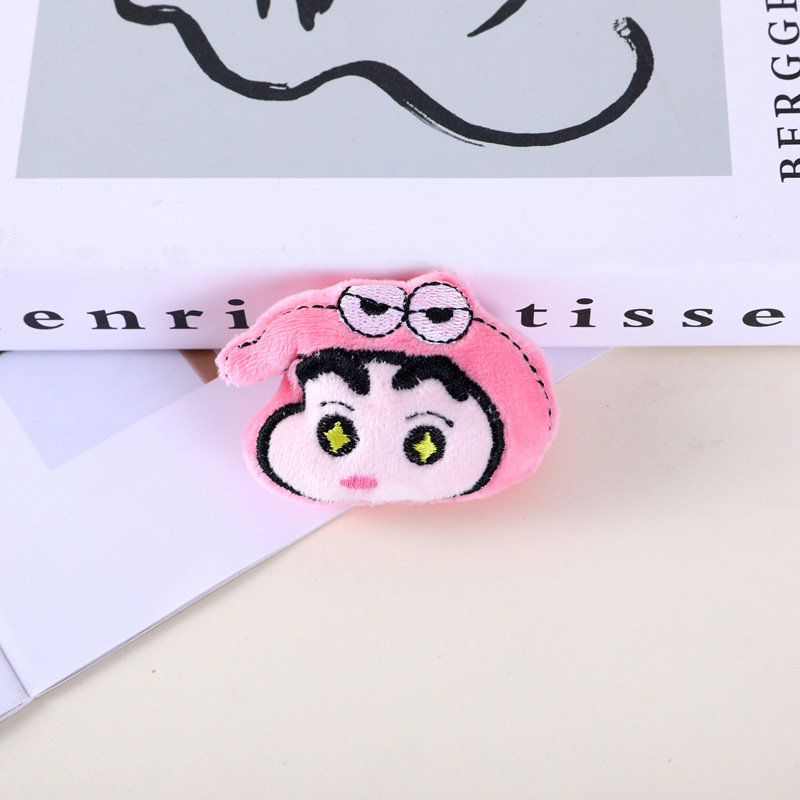 新しい漫画クレヨンしんちゃんぬいぐるみペンダントブローチヘアアクセサリーヘアピンアクセサリーバッグペンダント衣類アクセサリー|undefined