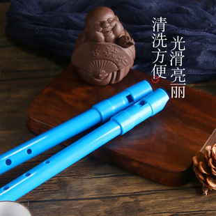 Factory-produced and sold washable, not easy to damage, students beginning to play three-color optional Irish whistle