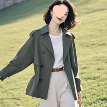 ���ÿ��̿��L�´����¿�Ů�bС����ײ�����e�Gɫ����