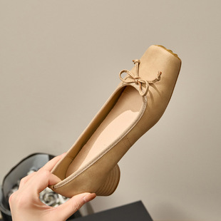 ��Ƥ������Ь�⴩���f�ָ����^������Ь��ʽ�͹ņ�Ь�и������LЬ