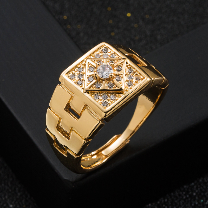 Fashion Geometric Copper-plated Gold Inlaid Zircon Men's Ring display picture 4