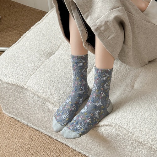 2024 New Cartoon Retro Floral Dongdaemun Small Flower Korean Style Flower Socks Women's Mid-Calf Cotton Socks Wholesale