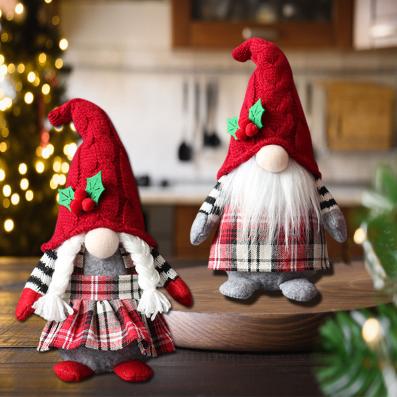 Decoraciones de Navidad transfronterizas hojas creativas adorables muñecas con sombrero decoraciones muñecas sin cara para ancianos