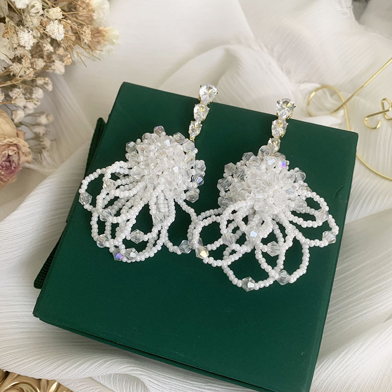 Fashion White Flower Water Drop Crystal Alloy Earrings Wholesale display picture 2