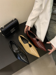 Fall 2023 fashionable simple flat pumps women's pointed soft leather soft bottom slip-on slip-on shoes
