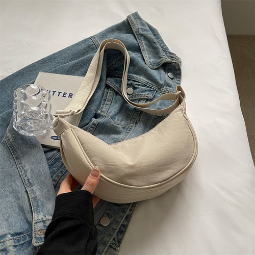 Women's Crossbody Bag Same as Changing Room, Red Book Nylon Dumpling Bag, Student Single Shoulder Bag, Casual Fabric Bag, Factory Supply