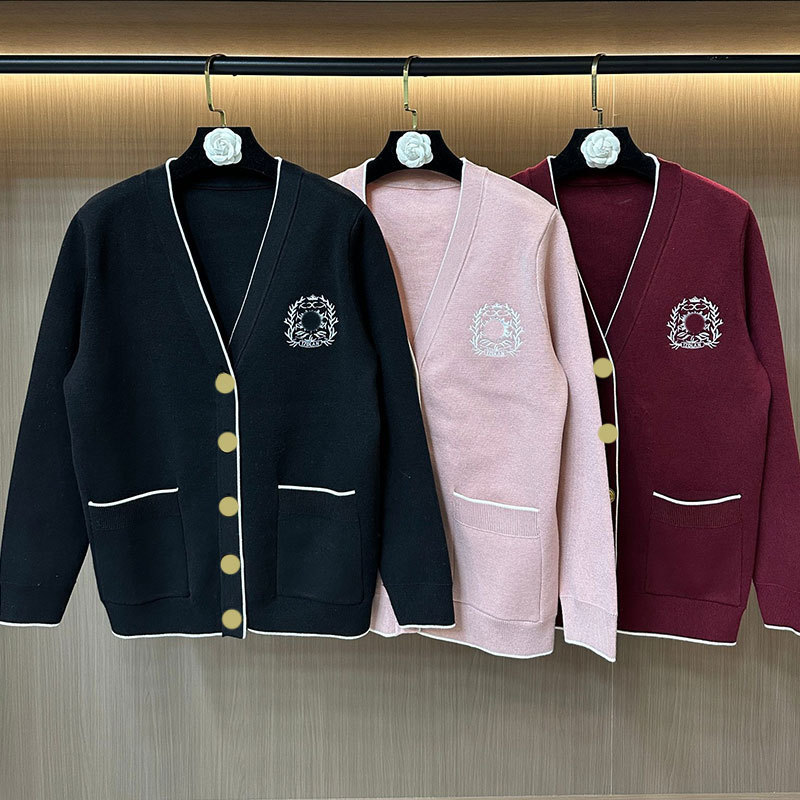 Balmain Three-Dimensional Ribbed Crochet Texture Gold Buckle V-Neck Knit Cardigan with Double Pocket Design, Slim Fit for Women