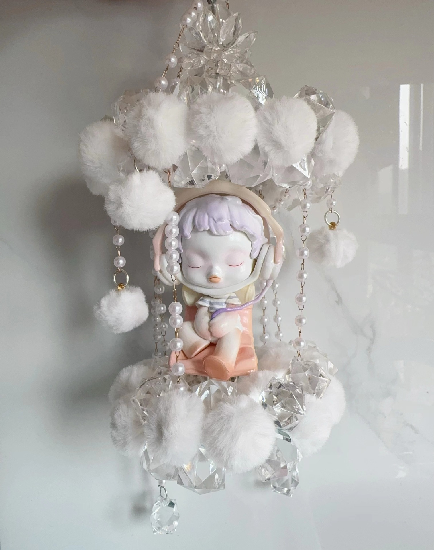 盲盒车挂 抖音直播拆盲盒车载装饰香妃毛球重工车挂泡泡码特成品