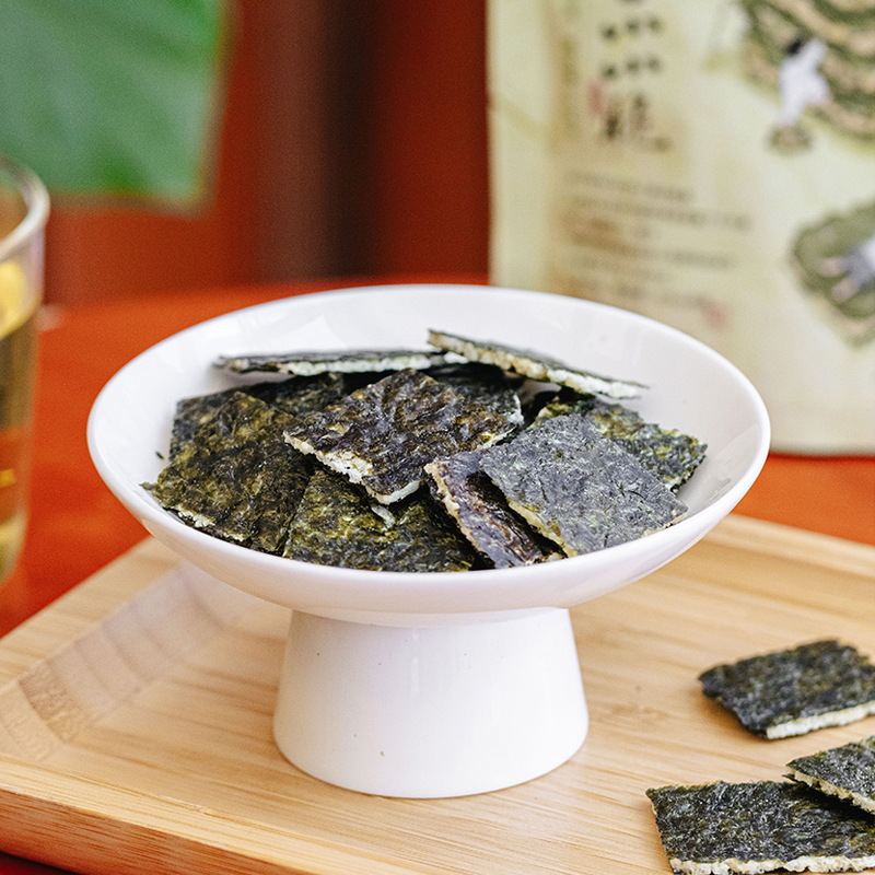 茶色の海苔サンドイッチ、サクサクミックススナック、カジュアルスナック、ビスケット、スナック、指しゃぶり、オフィススナック|undefined