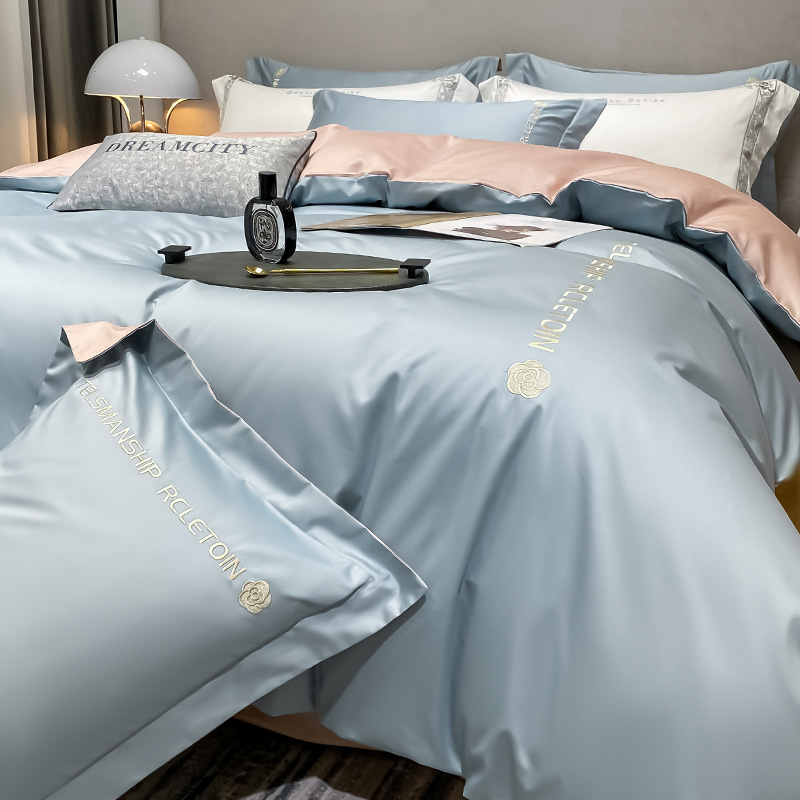 Cuatro piezas de seda de hielo de verano seda lisa cama cama de lujo ligera cama de lujo cama de tres piezas de verano