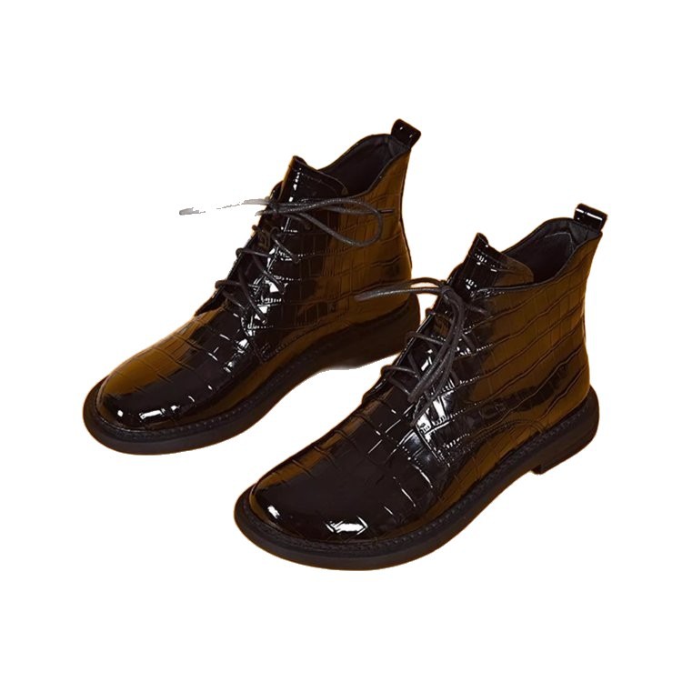 Stivaletti vintage da donna in vernice con allacciatura_voghion.com