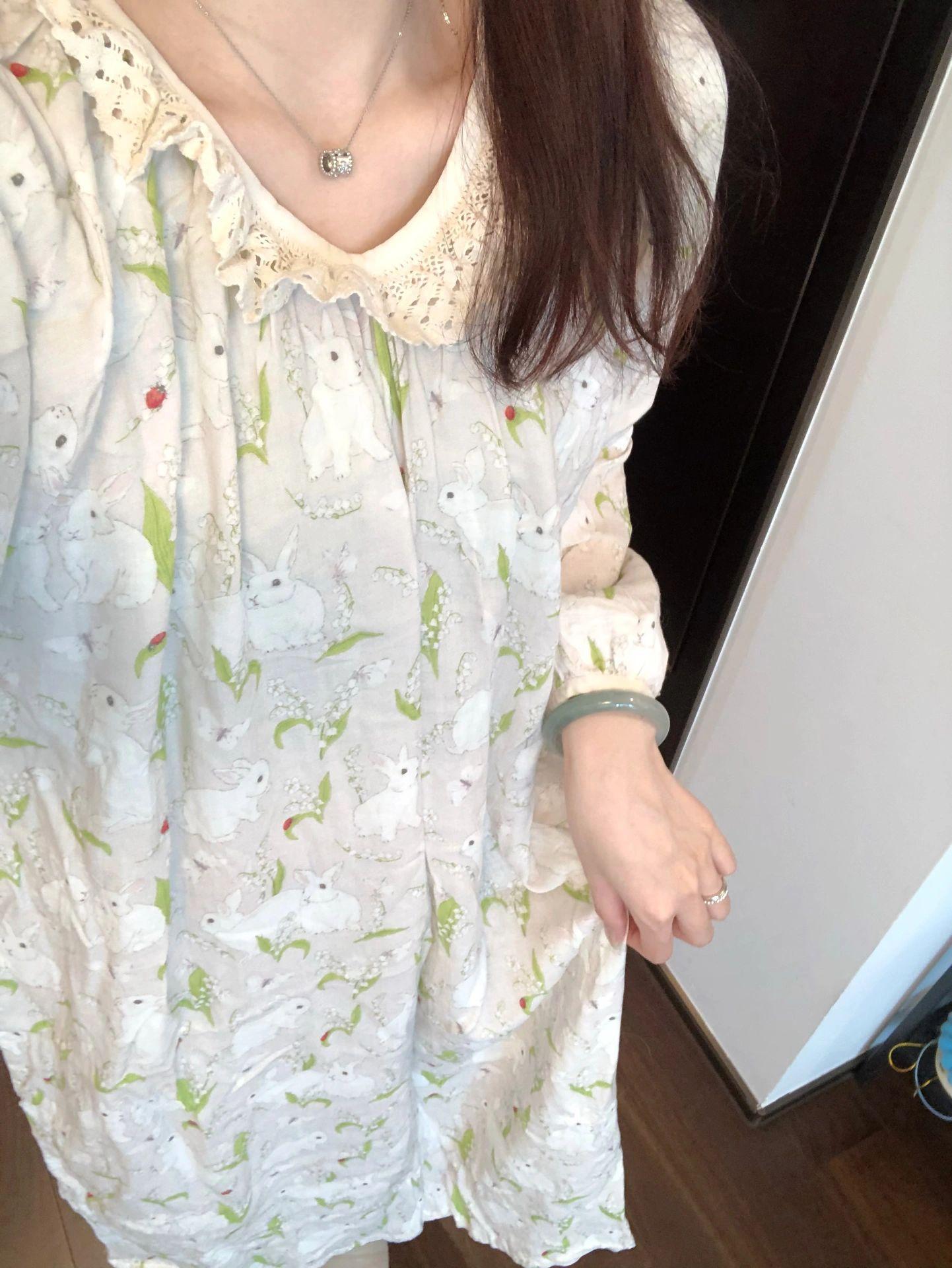 계곡 토끼의 백합