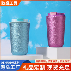 カスタマイズされた小さな新鮮なチタンカップ、家庭用ポータブルハンドルコーヒーカップ、見栄えの良いハイエンド保冷魔法瓶カップ