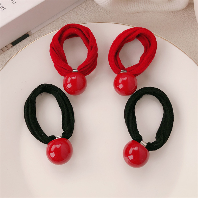 Temperamento coreano simple bola roja anillo de cabello de cabello chica cola de caballo tiras gruesas tiras elásticas cubierta tira elástica al por mayor