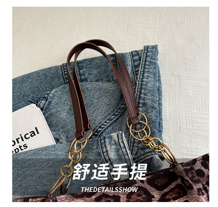 A new velvet leopard print single-shoulder bag and hand-held tote bag for women's casual commuting in autumn and winter 2024 Item Picture
