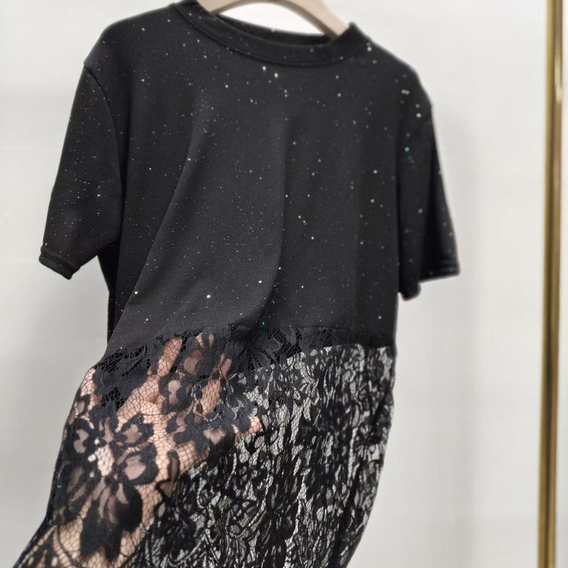 T-Shirt with Lace Patchwork Dress, Unique Design, Chic and Gentle Style, Loose Fit, Slimming Effect, 2026 Summer Short-Sleeve Top