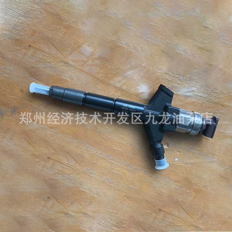 8950501050 Common rail injector 295050-1050 16600-5X30A для Nissan D5 D22