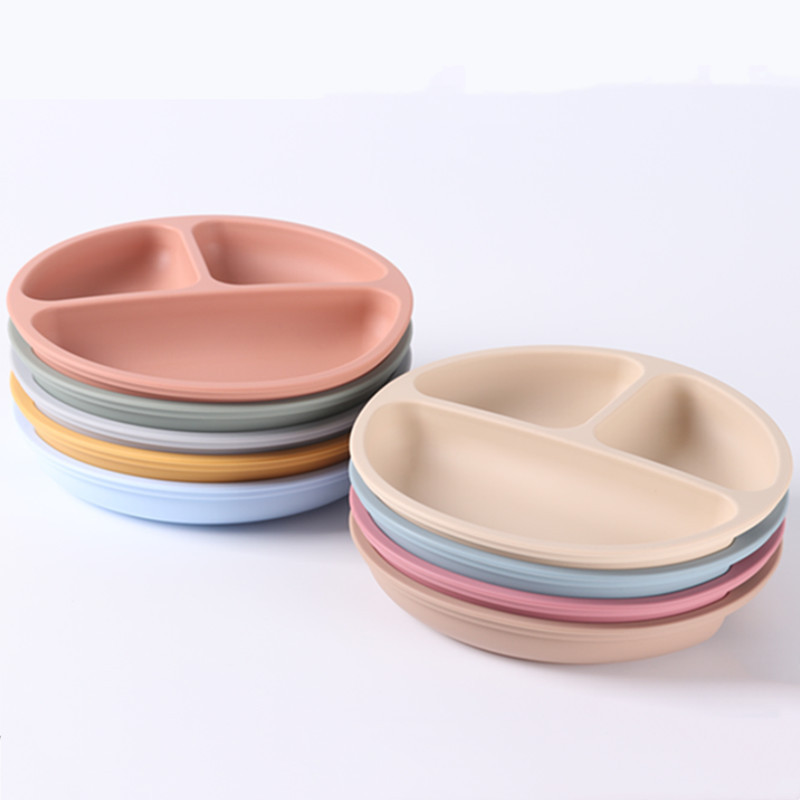 Baby Meal Plate with Compartments, Suction Cup, Integrated Silicone Bowl for Infants, Feeding Spoon, Children's Tableware Set Baby Meal Plate with Compartments, Suction Cup, Integrated Silicone Bowl for Infants, Feeding Spoon, Children's Tableware Set