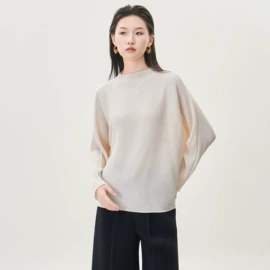 连衣裙;女式T恤;时尚休闲套装