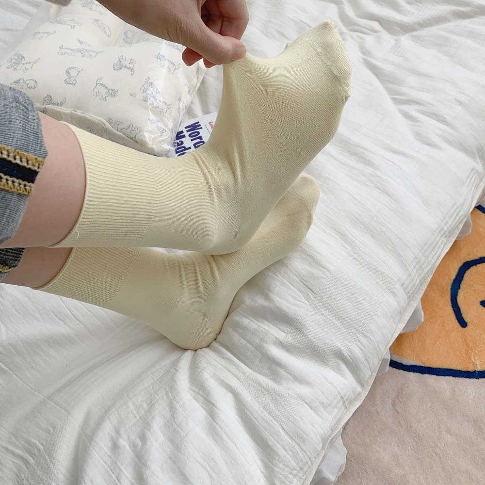 50g Weight Socks Classification Socks Lingerie Type Cotton Fabric Type A Pair Quantity Daily, Shopping Occasion Solid Color Pattern All Seasons Season Women's Gender Korean Style Style Women's Korean Style Solid Color Cotton Crew Socks A Pair 4