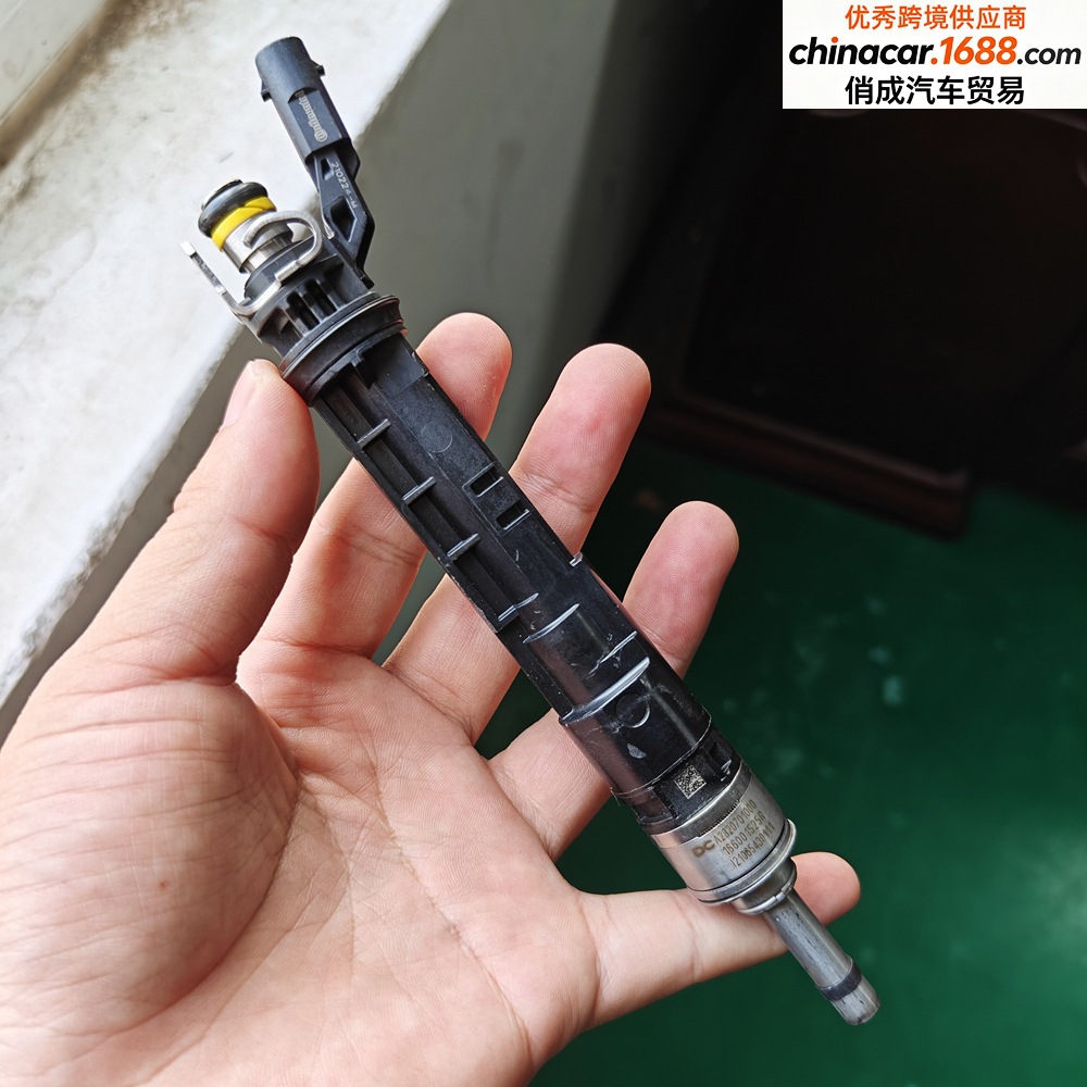 Mercedes-Benz M282 Fuel Injector A2820701000 166001525R Renault 1.3t Gdi Engine Parts