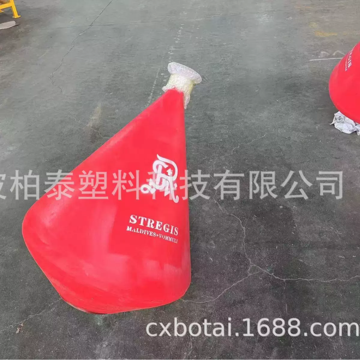 直径700柱形太阳能航标 海洋塑料航标防撞警示柱航道浮球