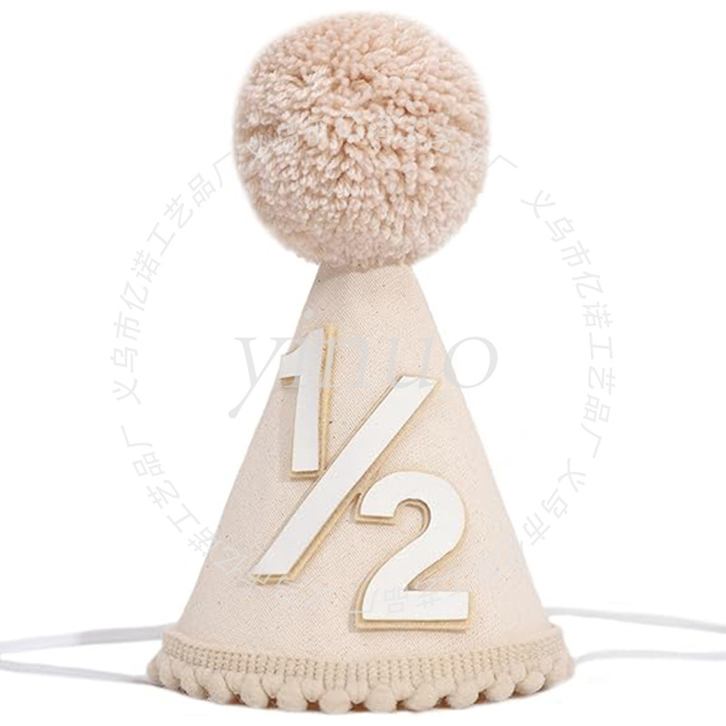 Sombrero de cumpleaños para bebé simple 1/2 gorra de bola de piel linda gorra de fiesta de cumpleaños de medio año para niños gorra triangular no tejida