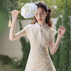 婦人服2025夏十三行の新型中国式改良チャイナドレス国風ベージュ気質偽二枚ワンピース
