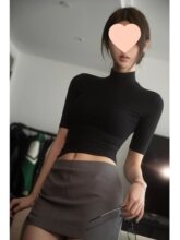 美式黑色半袖针织打底衫女装春夏性感紧身显瘦内搭短款半高领上衣