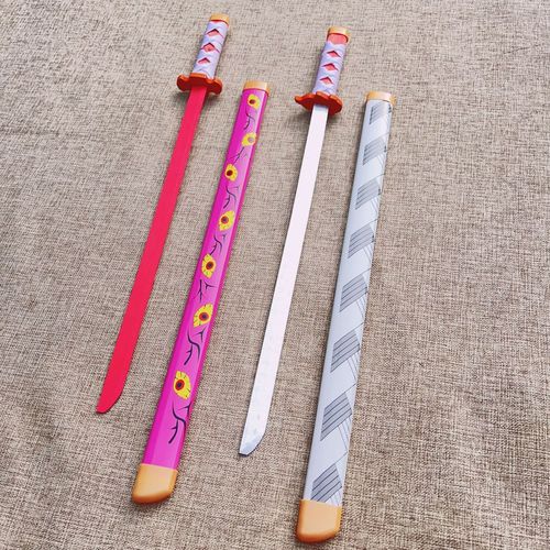 New style jade pendant bamboo-made Qinglong sword warrior, wooden colored Qinglong wood knife wooden sword wholesale from street stalls in scenic areas