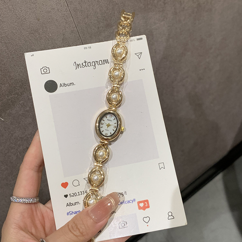 New Tiktok Hot-Selling Manufacturer Direct Sales Foreign Trade Second-Hand Niche Light Luxury Imitation Pearl Watch Temperament Bracelet Women's Watch